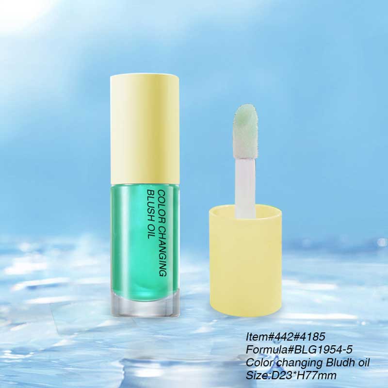 تقطیر ، یک فرآیند اساسی برای تولید مواد آرایشی.